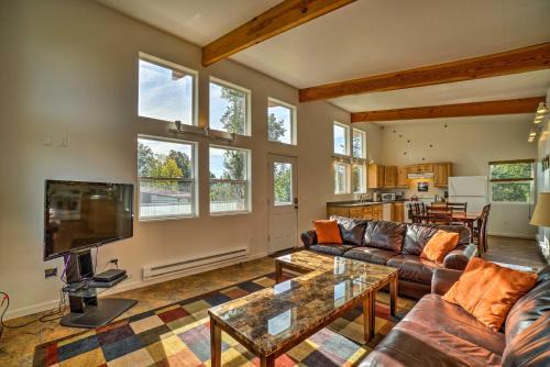 Fritz Creek House | Secluded Getaway w/Deck, Steps to Fritz Creek!