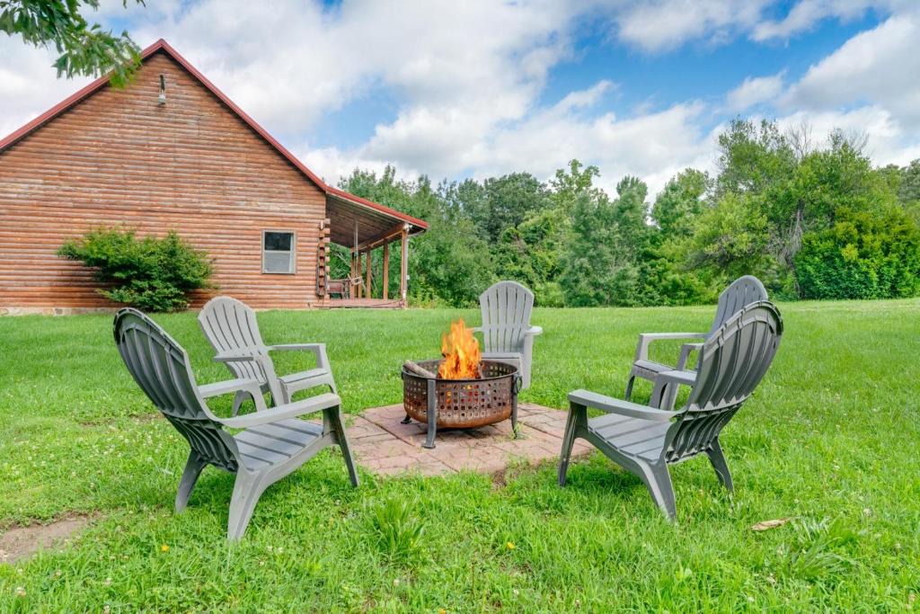 Harrison House | Secluded Harrison Retreat w Fire Pit and Deck