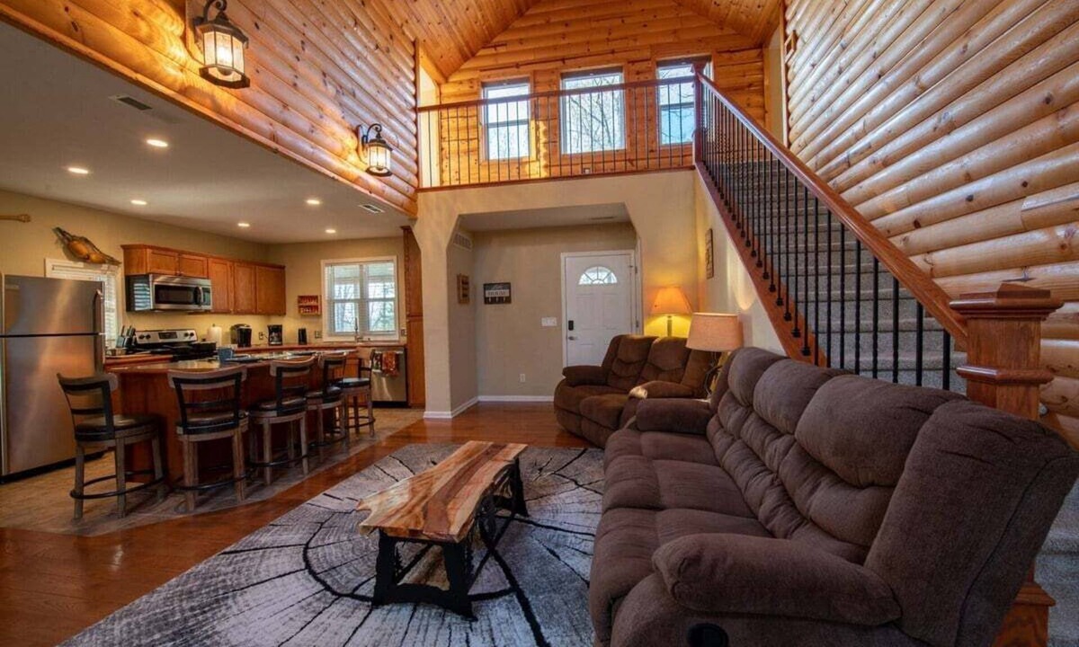 Deepwater House | Secluded Lake Cabin w/Hiking Trails & Firepit