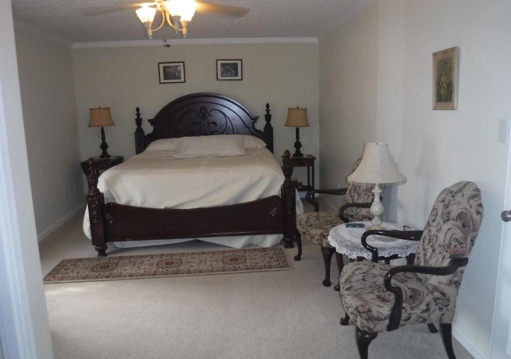 Brownsville Bed & Breakfast | Serenity Hill bed and breakfast