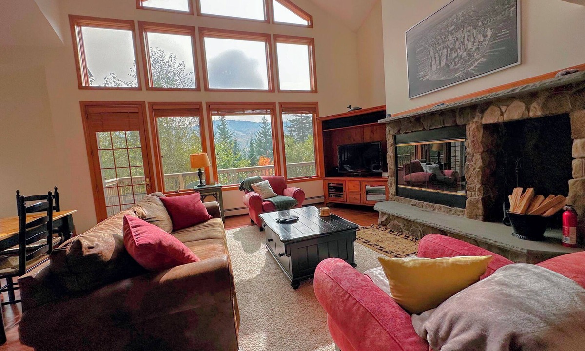 Bretton Woods Villa | SH1 Beautiful Stonehill Townhouse in Bretton Woods