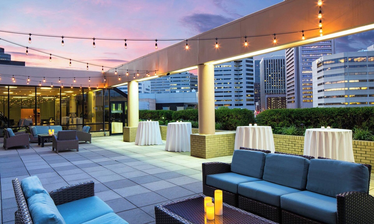 Downtown West Hotel | Sheraton Inner Harbor Hotel