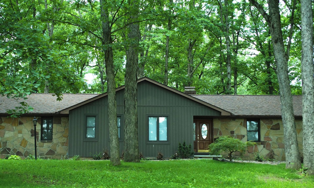 Wayne County House | Sherwood Forest Park- 6BD/3BA on Private Ohio Land