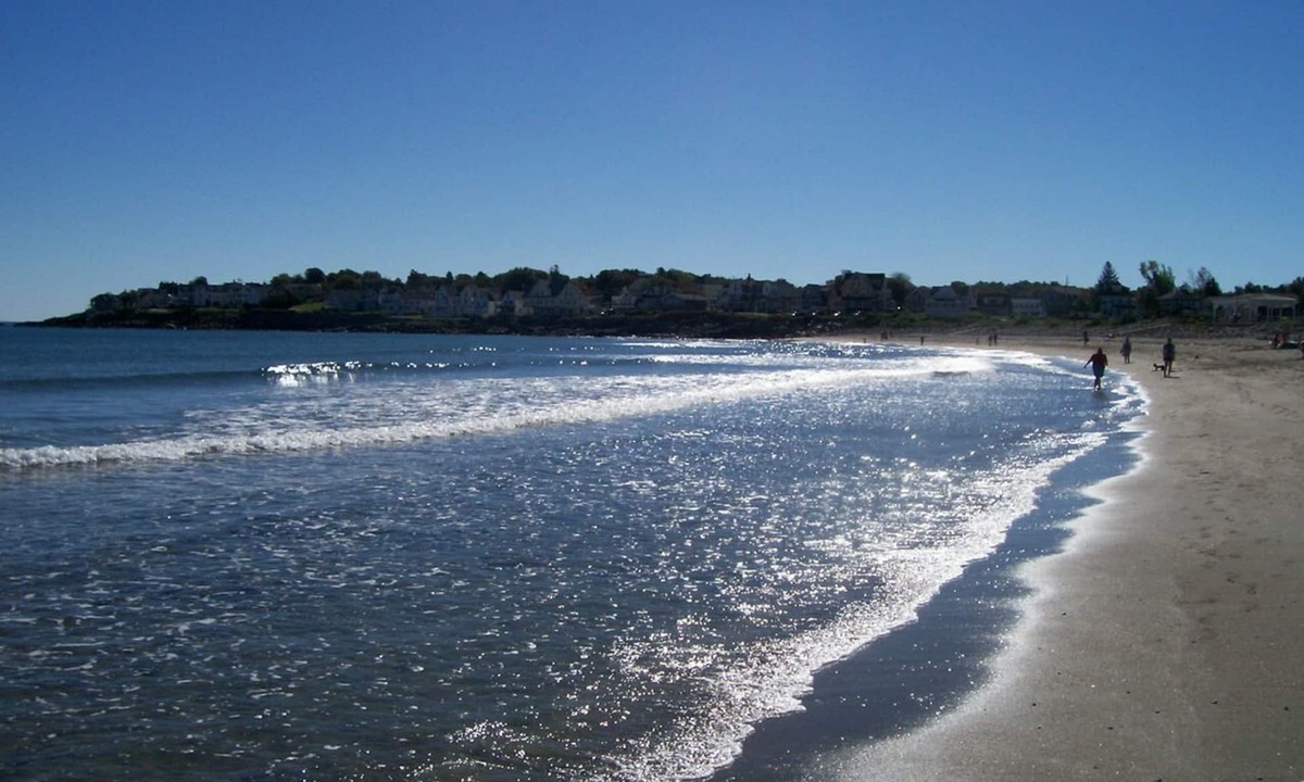 York Beach House | Short Sands Beach is a 5-Minute Walk. Dates Available! Memorial Day Weekend Open
