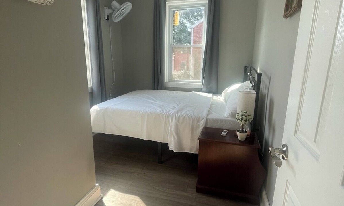 Silver Spring House | Single home, 4 beds, 2 baths