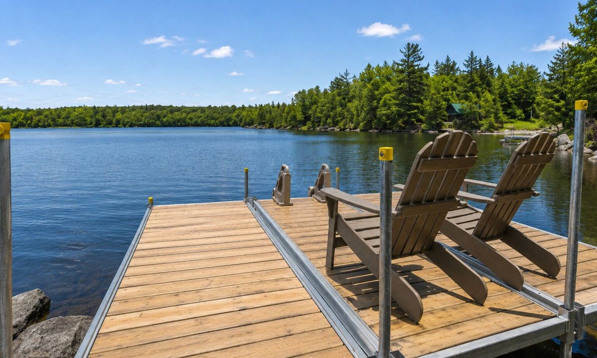 Rangeley Cabin | Sleepy Hollow | Private Waterfront on Loon Lake | Pet friendly