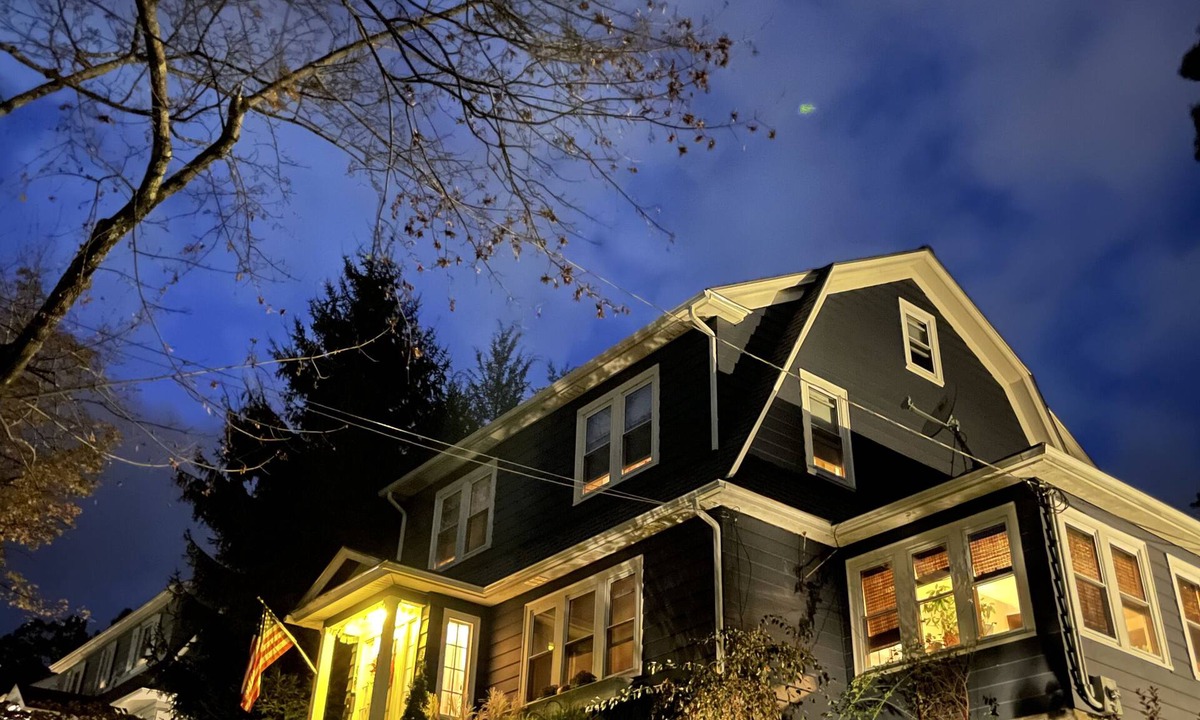 Forest Grove House | Sophisticated 3 BR Home in the Heart of Worcester : Urban Oasis w/Hot Tub