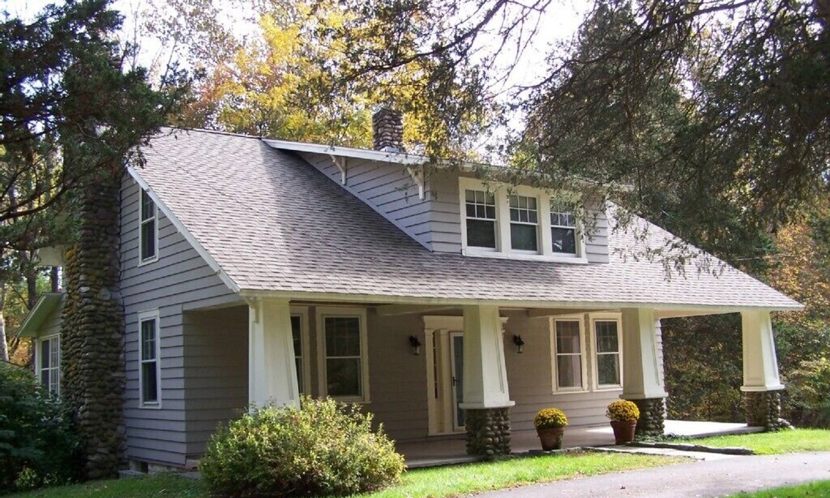 High Falls House | Spacious Arts and Crafts home on 7 acres in High Falls
