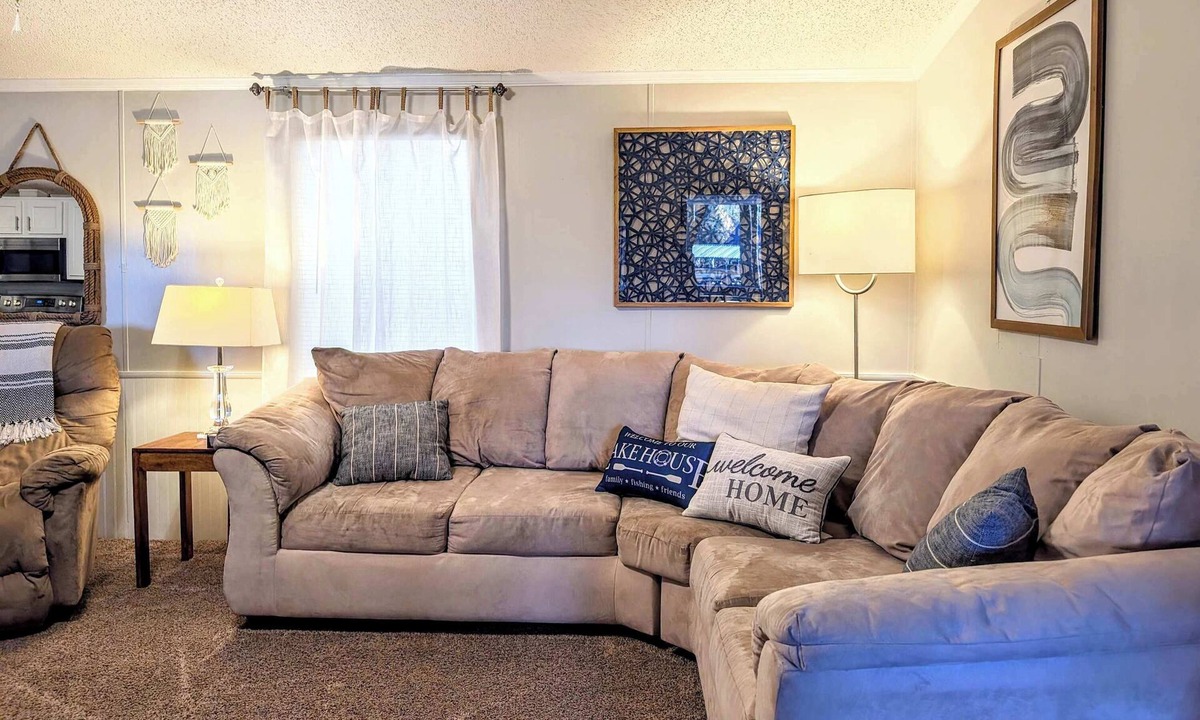 Falls of Rough House | Spacious Rough River Lake Home for Family Getaway!