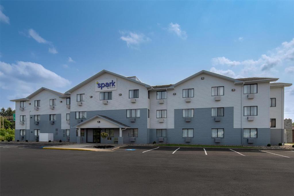 Carlisle Hotel | Spark by Hilton Carlisle South