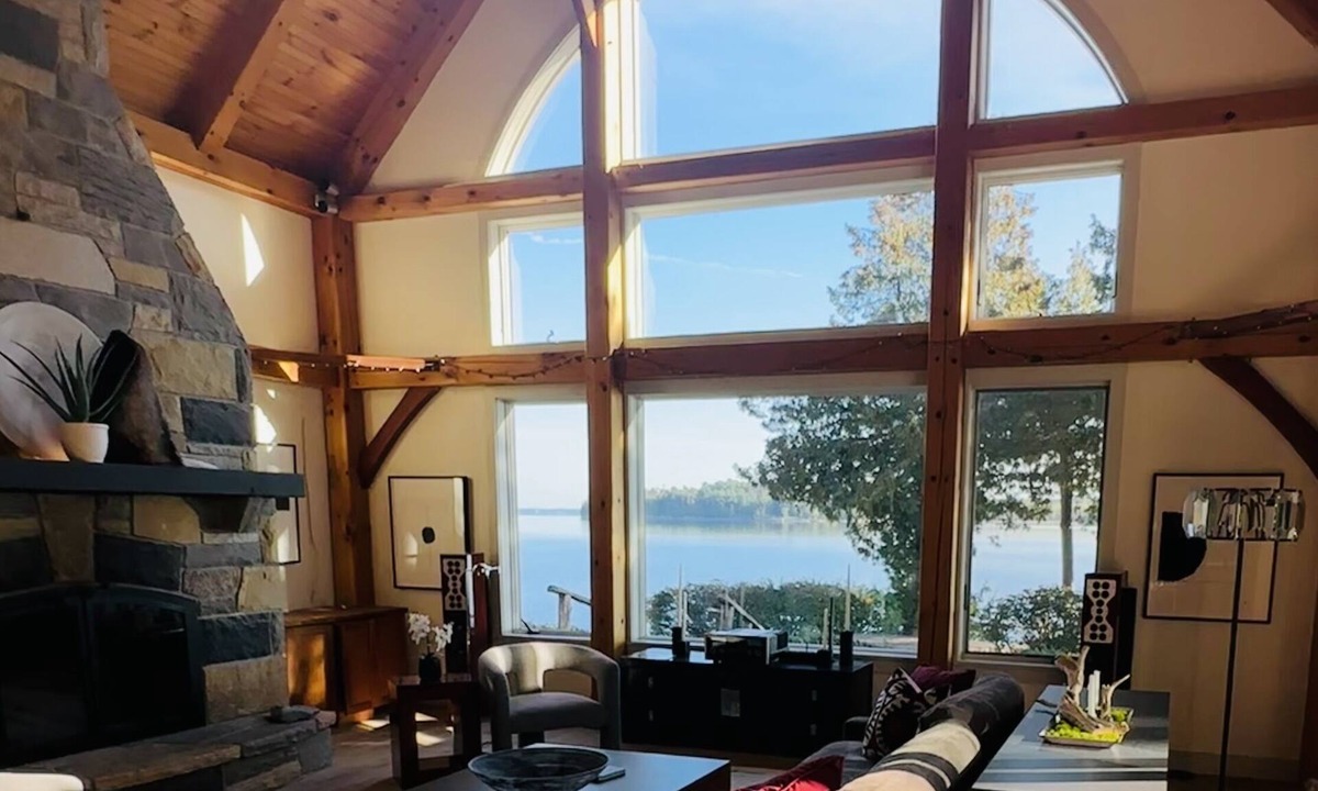 Schuyler Falls House | Spitfire Retreat on Lake Champlain. One hour to Whiteface Mountain or Montreal.