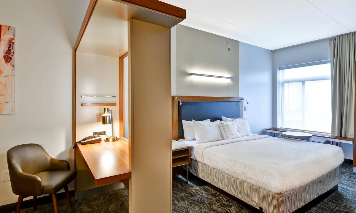 Florence Hotel | SpringHill Suites by Marriott Cincinnati Airport South