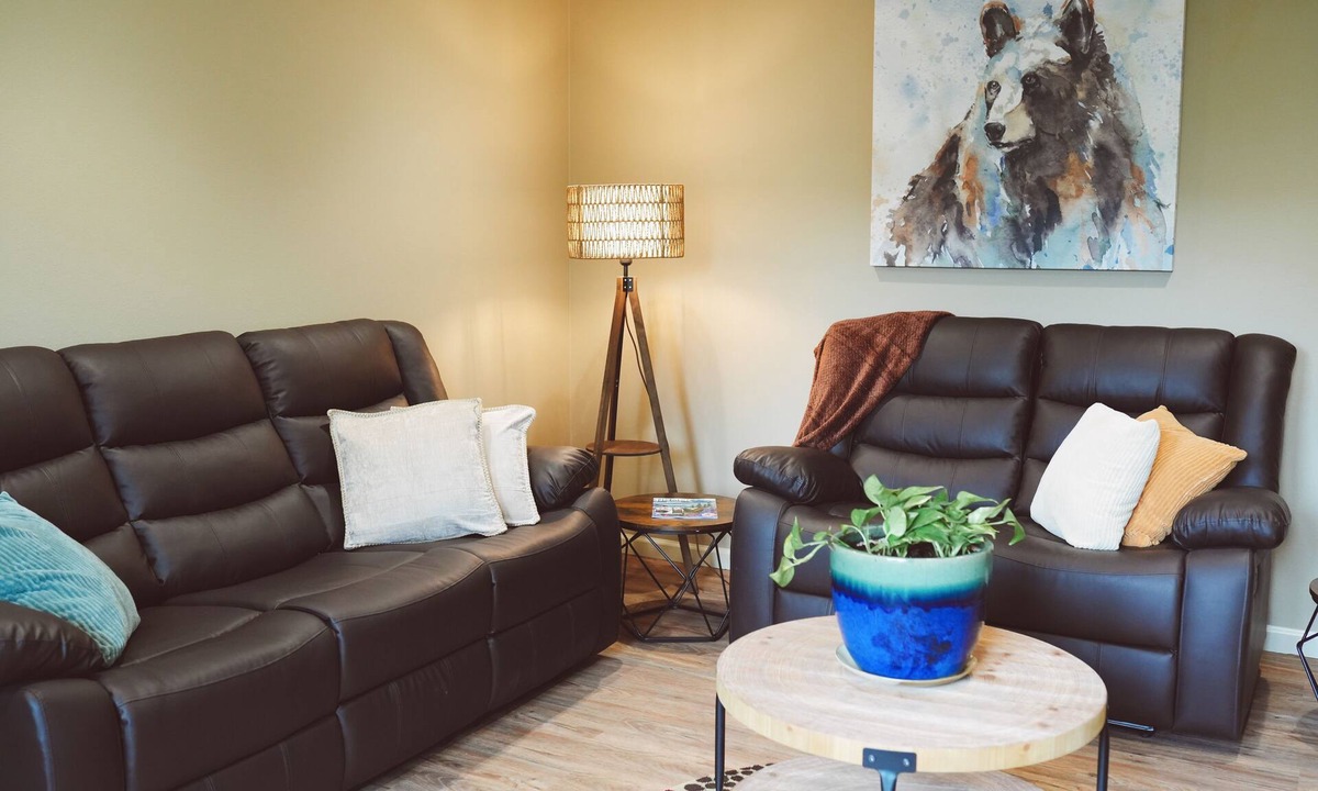 Homer Apartment | Sprucewood Dens