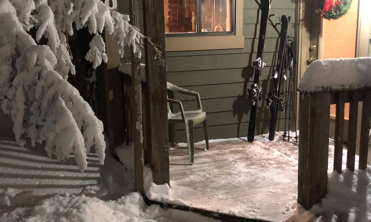 Hidden Valley Condo | Stay just 150' from Avalanche Ski Lift at Summit Condos - Contact Free Check In