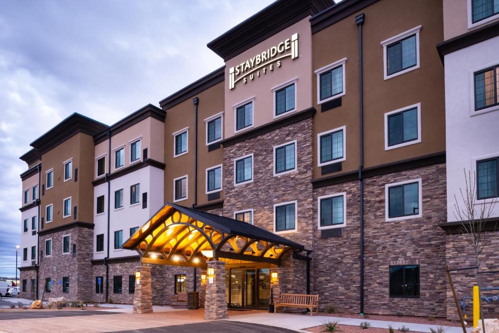 St. George Hotel | Staybridge Suites - St George by IHG