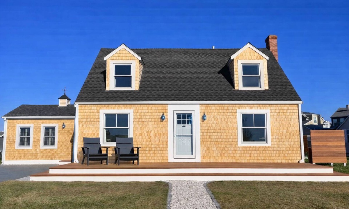 Minot House | Steps to Beach - Walk to Surfside & Minot Beach!