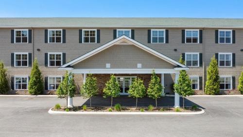 Ellsworth Hotel | Stone Park Ellsworth-Bar Harbor