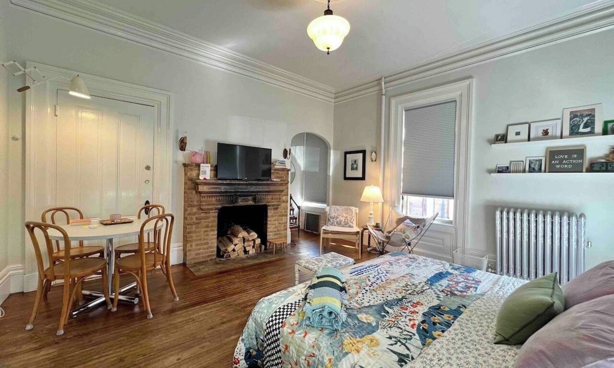 Portsmouth Apartment | Studio w Parking in Portsmouth Historic District
