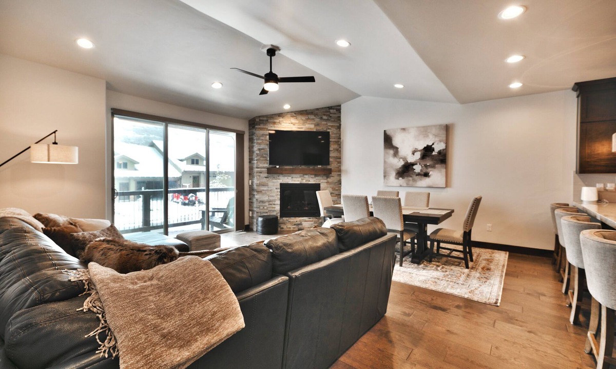 Park City House | Stunning Black Rock Ridge Retreat - Private hot tub - Close to PC skiing