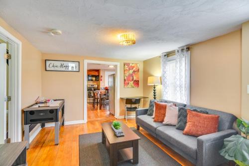 Brockton Apartment | Stunning Brockton Apt < 4 Mi to Westgate Mall!