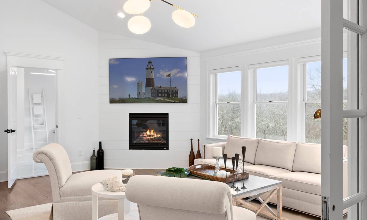 Southampton House | Stunning Designer 6BR Southampton Home – Chic, Spacious & Entertainer’s Dream