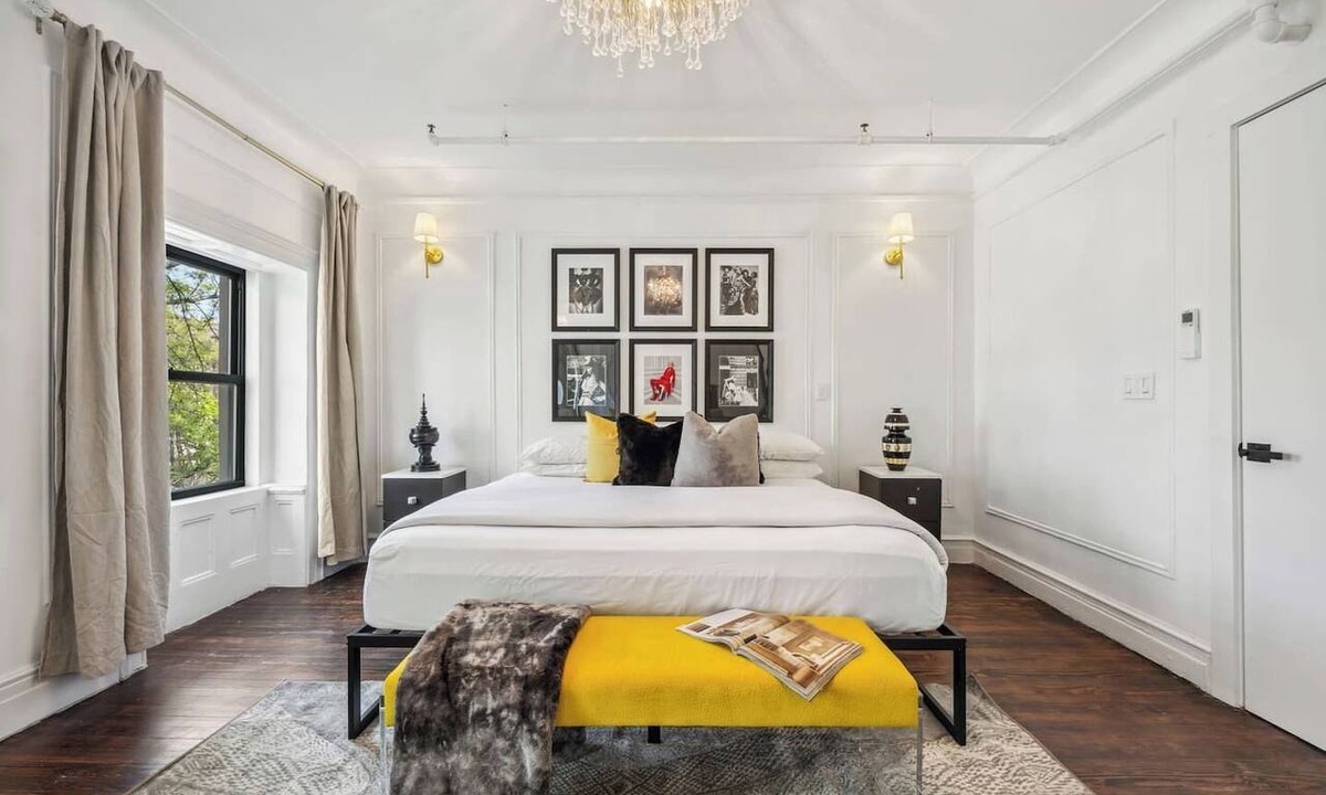 Hamilton Heights Hotel | Stylish Group Retreat –Sleeps 16
