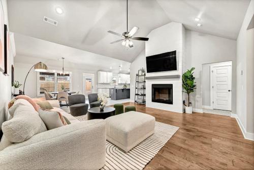Springdale House | Sugar Pine Family Stay