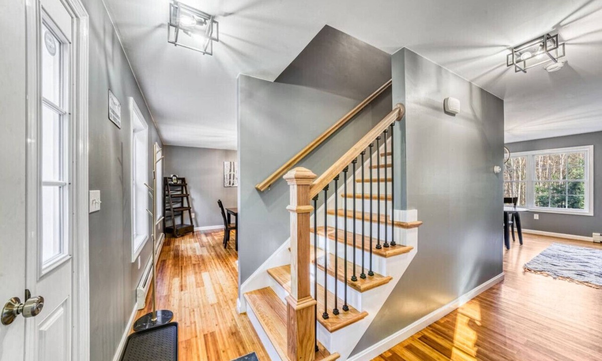Guild House | Sunapee Lake and Mountain Escape