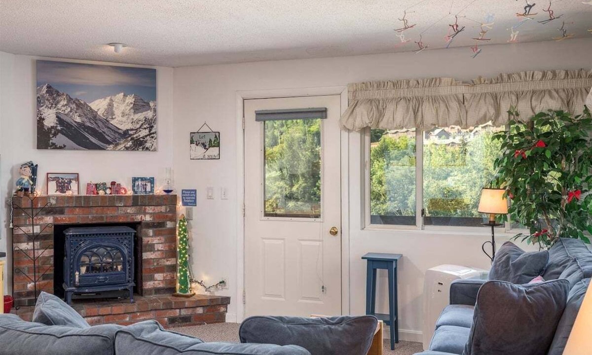 Sunday River Area Condo | Sunday River Condo: Brookside I B-306