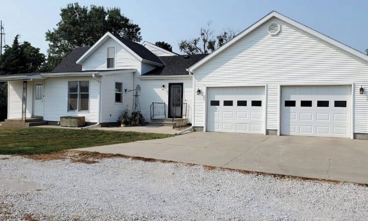 York County House | Sunset View beautiful quiet country 2-bedroom