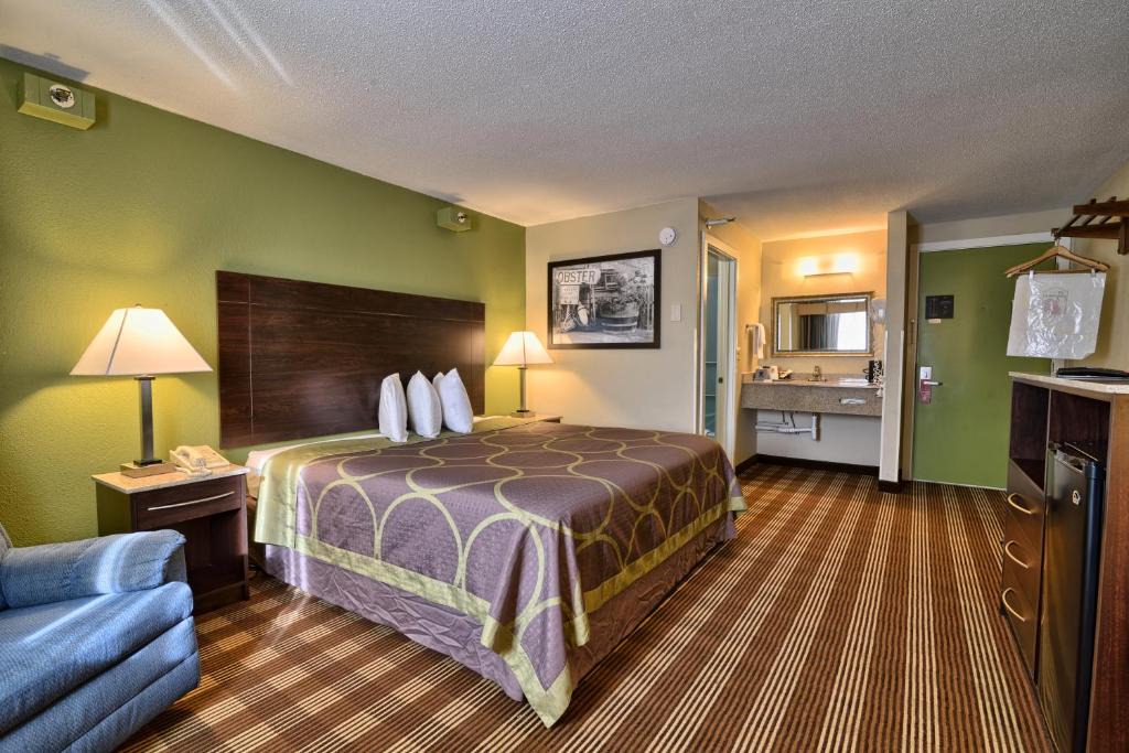 Bangor Hotel | Super 8 by Wyndham Bangor
