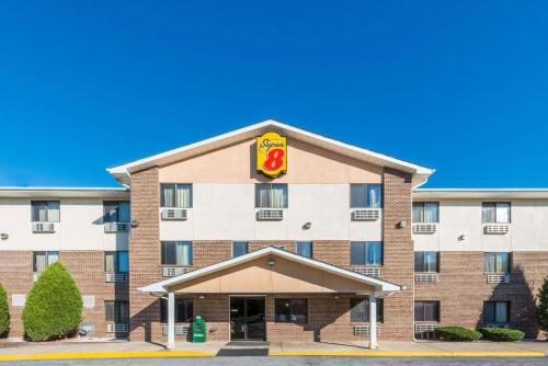 Front Royal Hotel | Super 8 by Wyndham Front Royal Near Shenandoah National Park