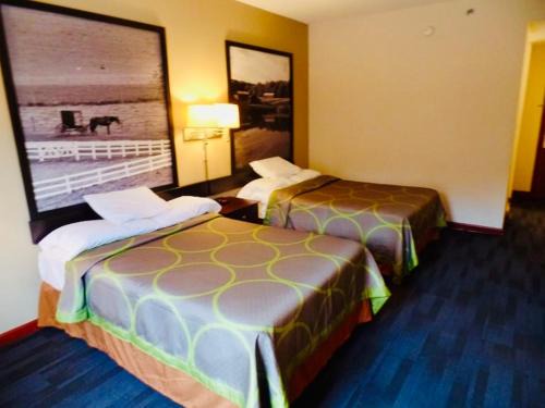 New Castle Hotel | Super 8 by Wyndham New Castle