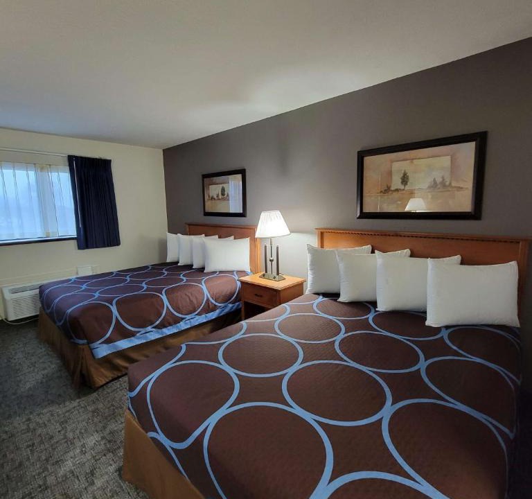 Grand Island Hotel | SureStay Plus Hotel by Best Western Grand Island