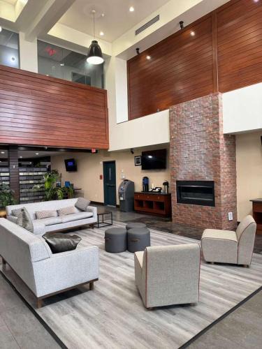 Central Oklahoma City Hotel | Surface Boutique Hotel, Will Rogers Airport, Fairgrounds, Restaurant & Bar