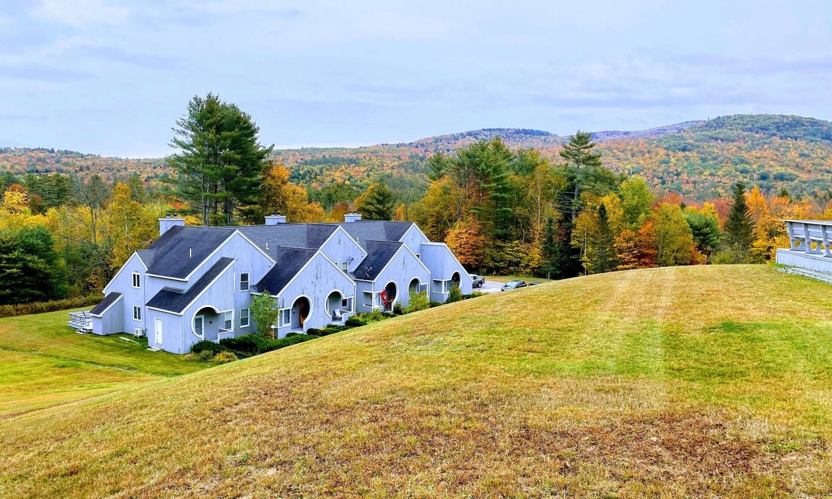 Plymouth Condo | Tenney Mountain Condo - PSU, Skiing, Lake, Hiking Trails nearby!