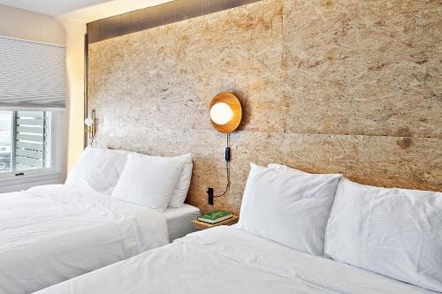 Hillsdale Hotel | The Brooks Motel