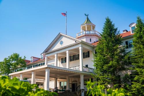 Kennebunkport Hotel | The Colony Hotel Kennebunkport