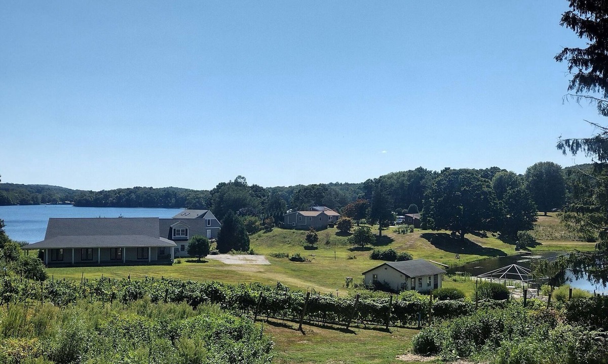 Preston Bed & Breakfast | The Cottage Inn Whole House Rental