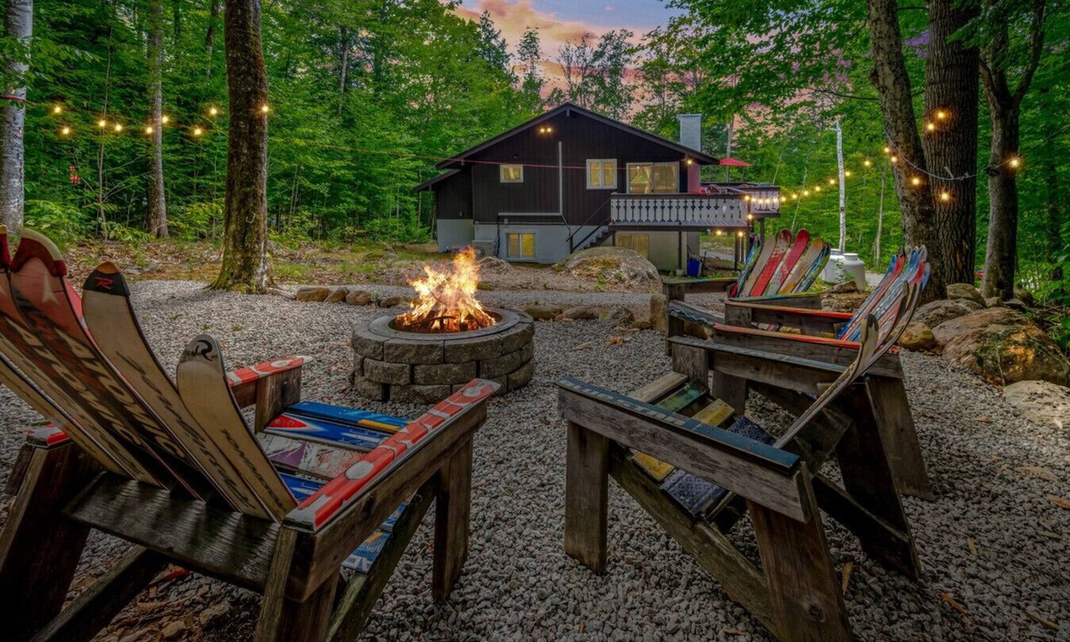 Jackson Ski Chalet | The Crimson Cocoa Chalet