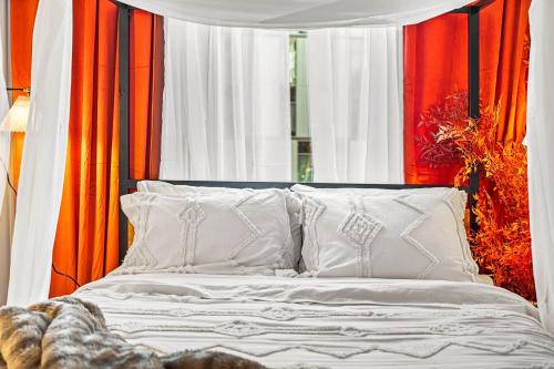 Shawmut Apartment | The Dazzling Two-Bedroom Two-Bath Suite in Boston