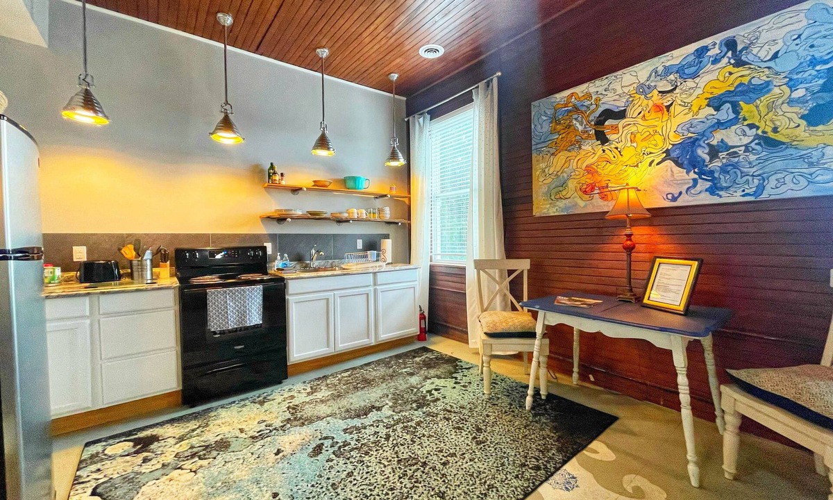 Canaan Valley Apartment | The Drifter, A Sustainable Cozy One Bedroom