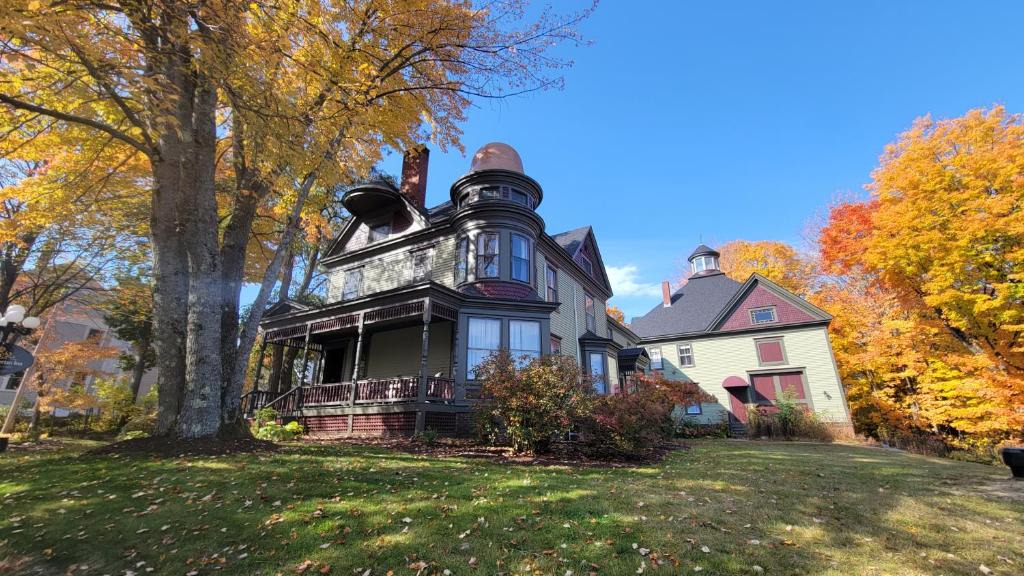 Bethel Bed & Breakfast | The Elizabeth Inn and Restaurant