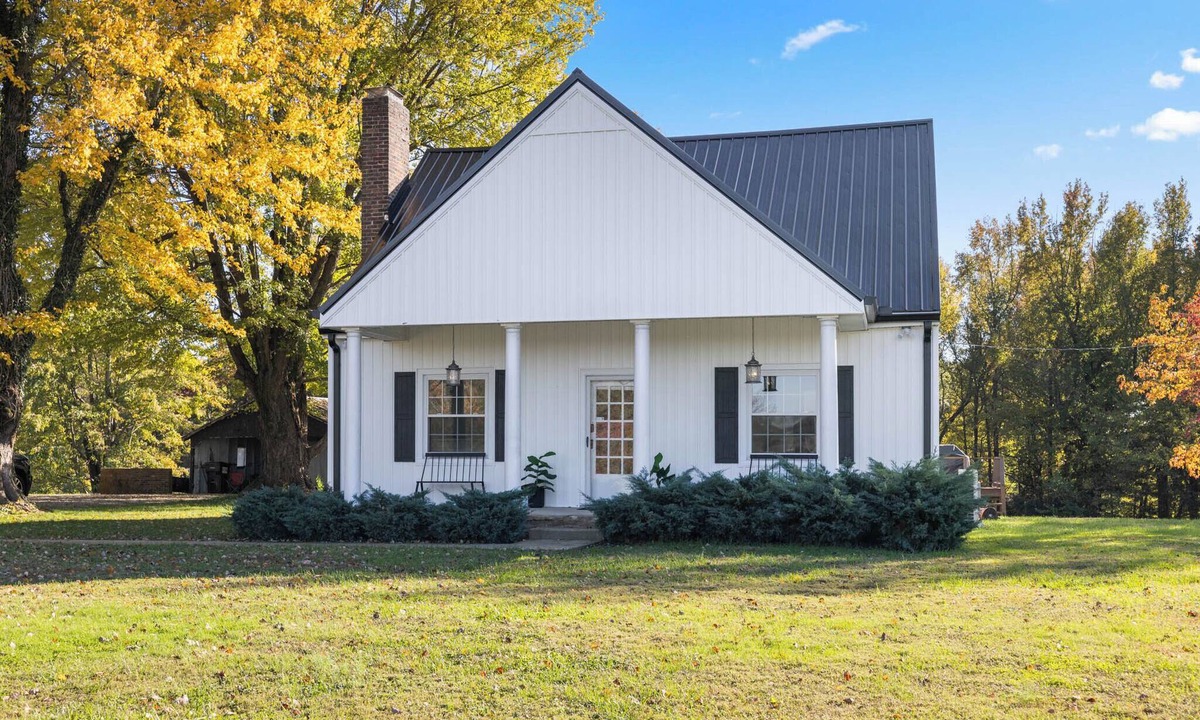 Owensboro House | The Farmhouse on Nannie Belle