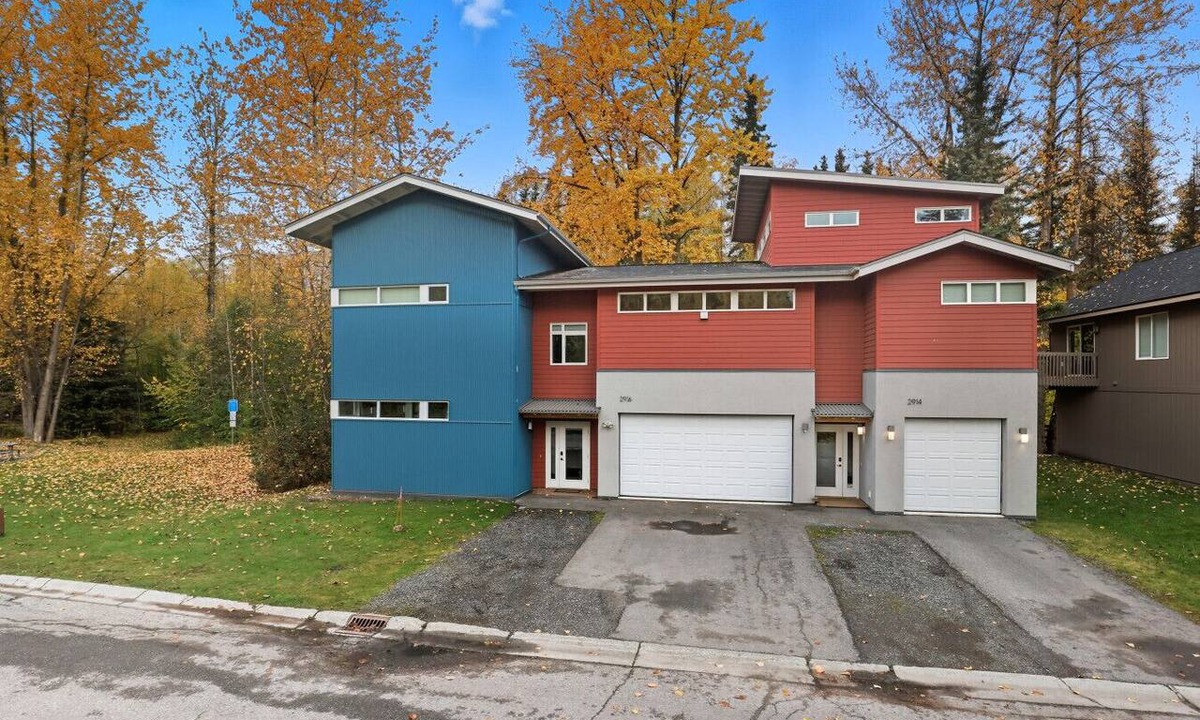 Spenard Apartment | The Forest Gallery | Creekside 3BR Retreat Near Airport & Downtown