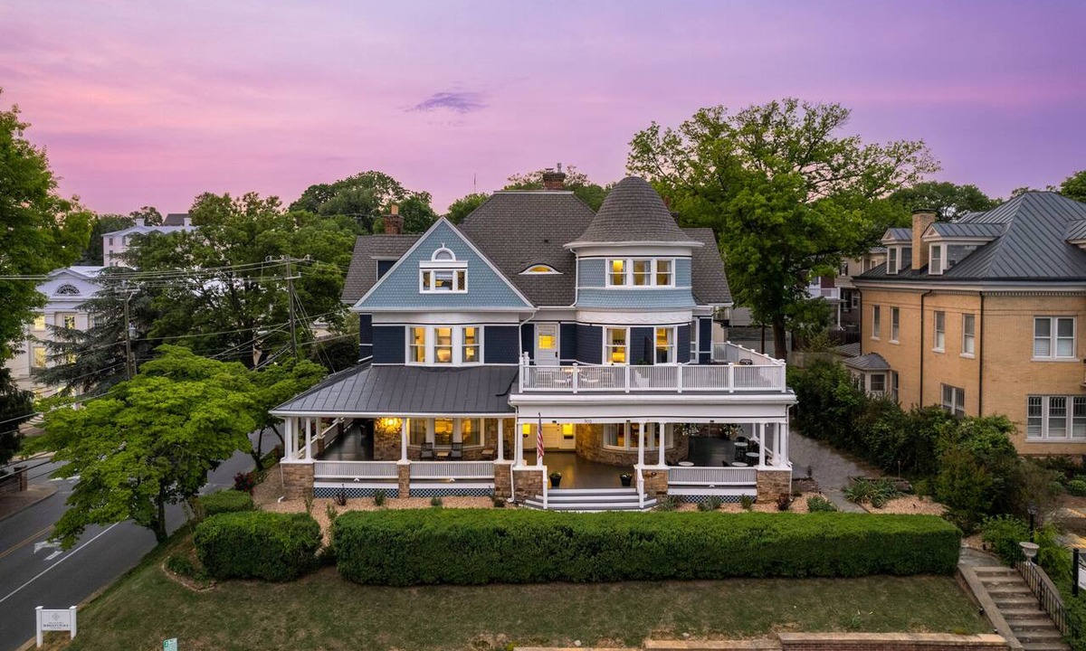 Staunton House | The Historic Berkeley Place