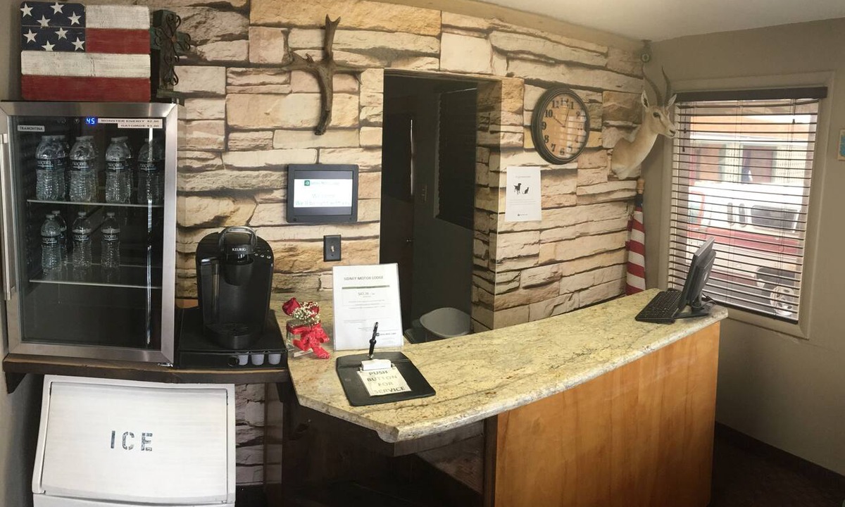 Sidney Hotel | The King's Inn