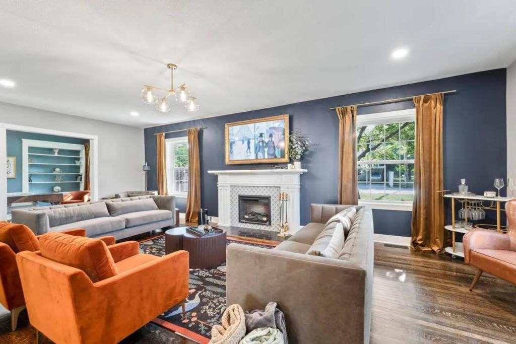 Topeka House | The Legacy House