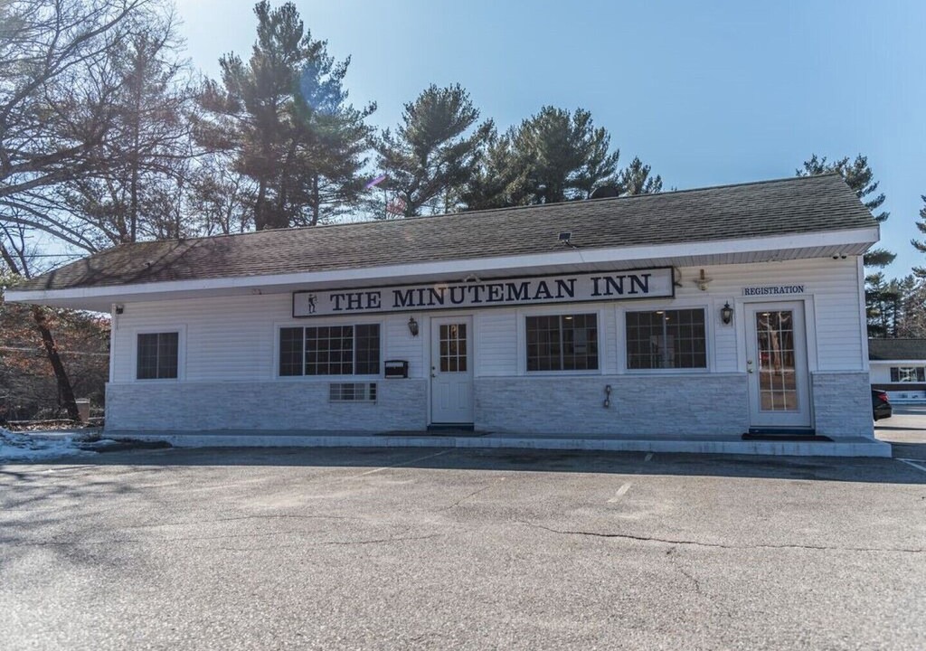 Acton Bed & Breakfast | THE MINUTEMAN INN Room, 1 King Bed