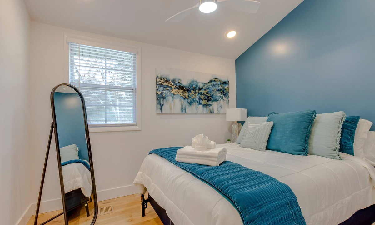 Nashville House | The Nashville Note/Modern/9mindowntown/NearAirport/HiSpeedWifi/Lots of Parking
